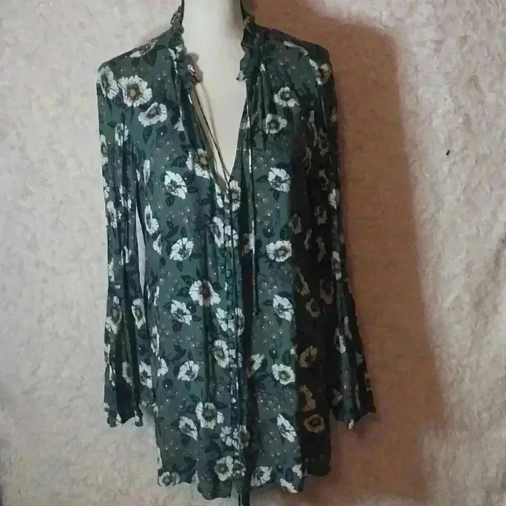 FREE PEOPLE Boho Green Floral Magic Mystery Tunic Oversized Blouse Sz S/P